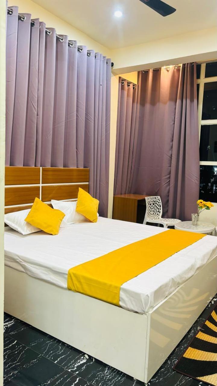 ורנאסי Himalaya Inn Guest House מראה חיצוני תמונה