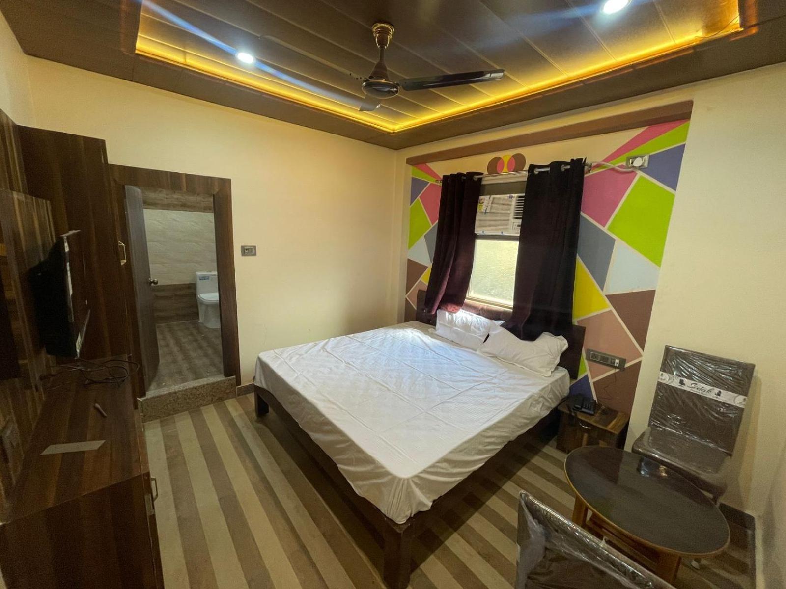 ורנאסי Himalaya Inn Guest House מראה חיצוני תמונה